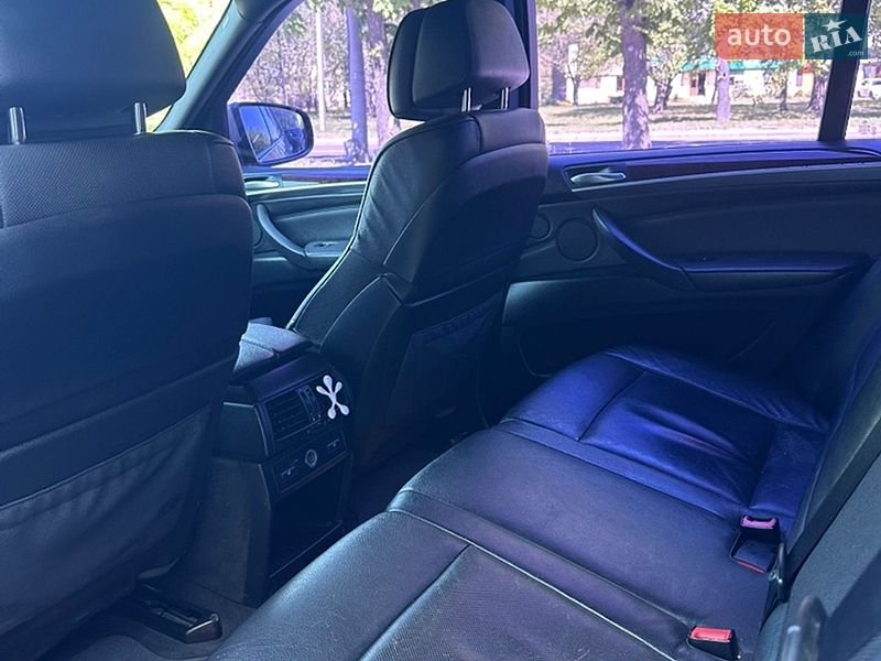 Внедорожник / Кроссовер BMW X5 2008 в Ровно