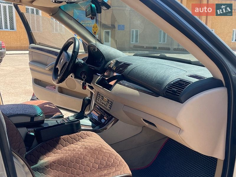 Внедорожник / Кроссовер BMW X5 2005 в Измаиле