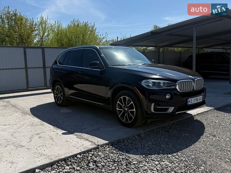 Внедорожник / Кроссовер BMW X5 2015 в Каменском