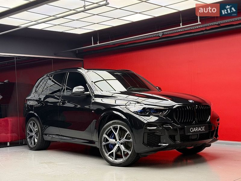 Внедорожник / Кроссовер BMW X5 2021 в Киеве