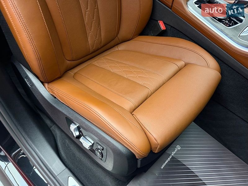 Внедорожник / Кроссовер BMW X5 2021 в Киеве