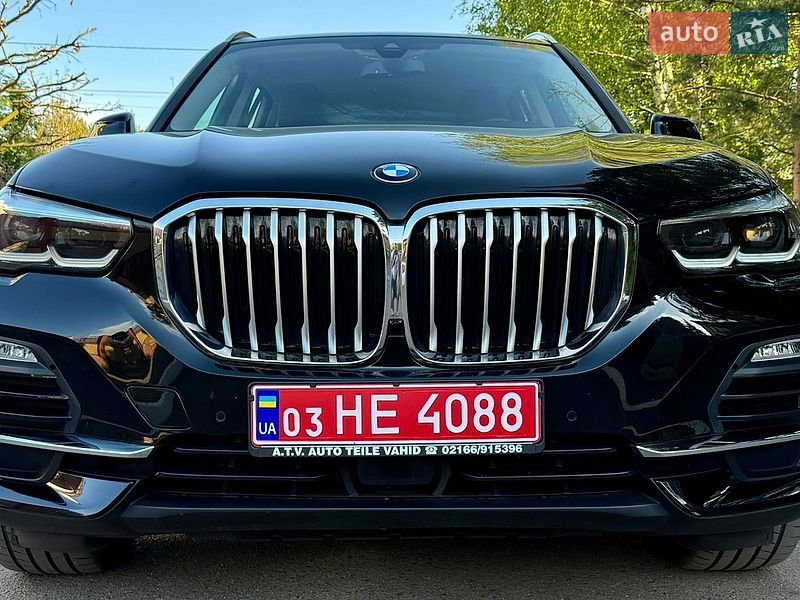 Внедорожник / Кроссовер BMW X5 2021 в Ровно