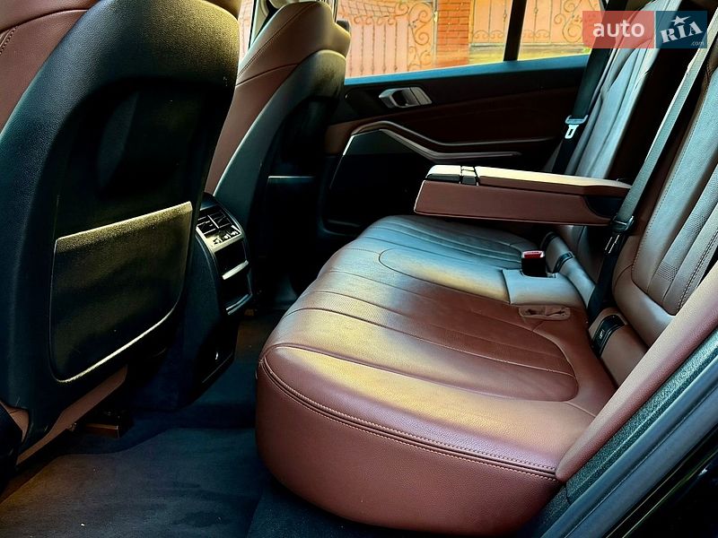 Внедорожник / Кроссовер BMW X5 2021 в Ровно