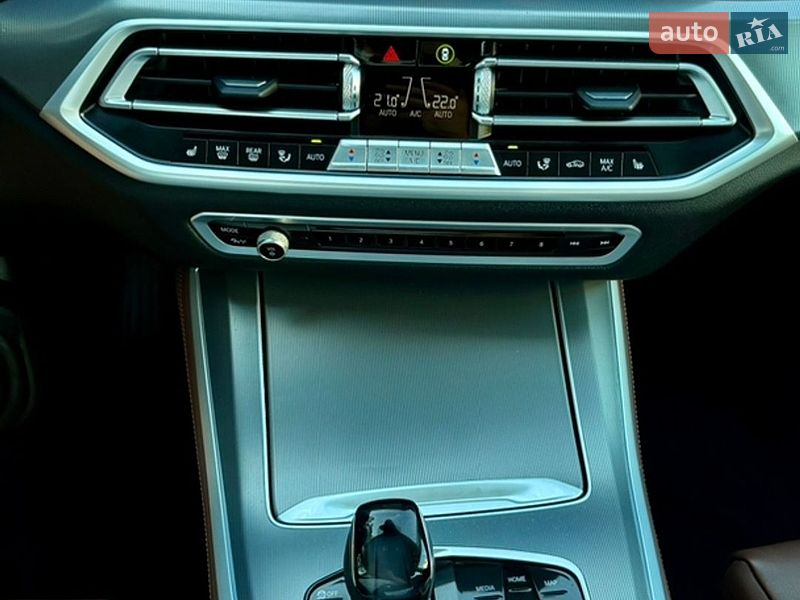 Внедорожник / Кроссовер BMW X5 2021 в Ровно