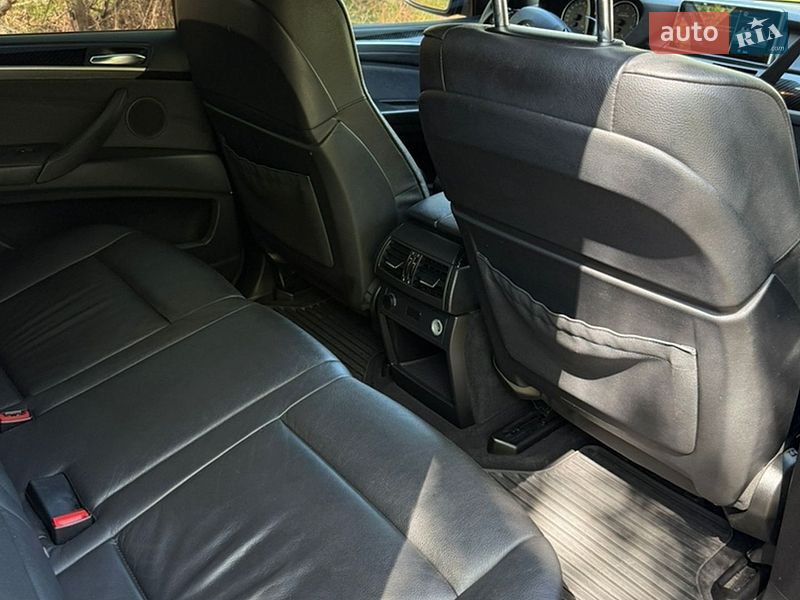 Внедорожник / Кроссовер BMW X5 2012 в Киеве