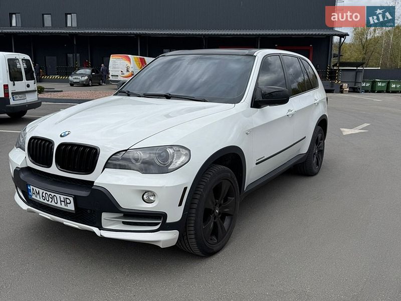 Внедорожник / Кроссовер BMW X5 2010 в Житомире