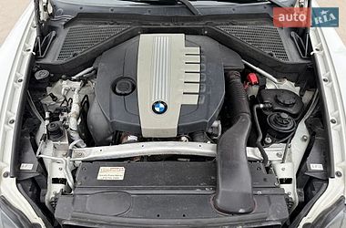 Внедорожник / Кроссовер BMW X5 2010 в Звягеле