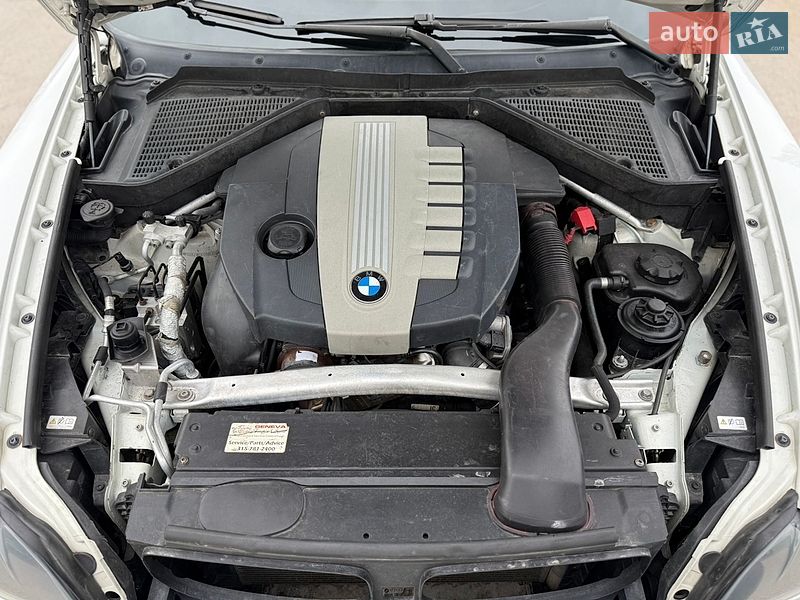 Внедорожник / Кроссовер BMW X5 2010 в Звягеле