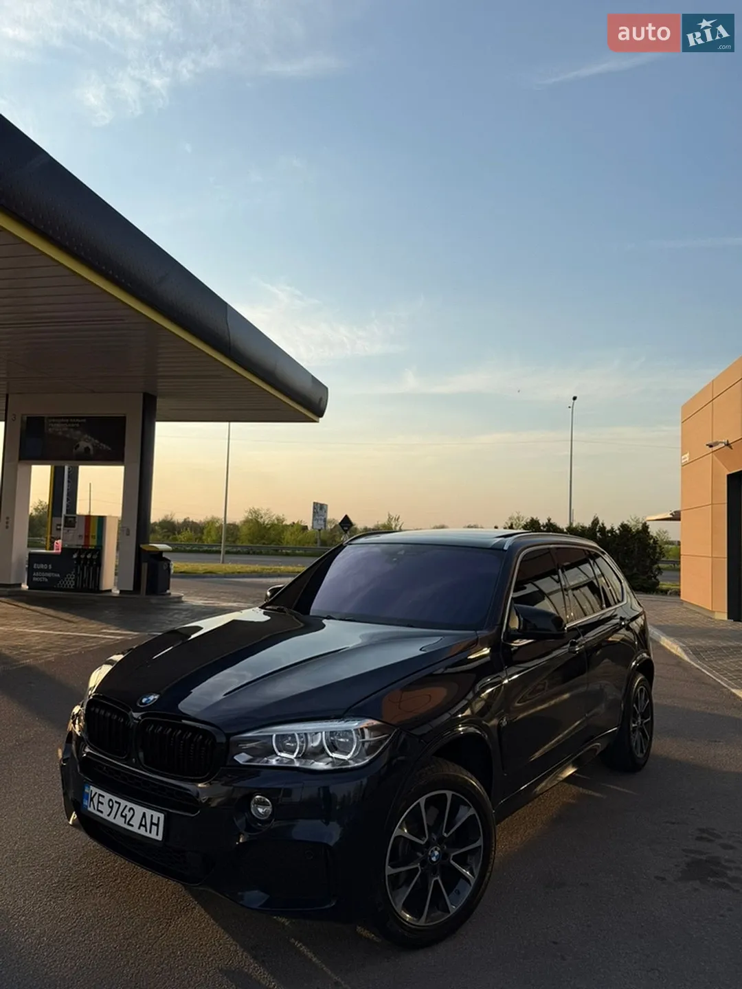 2017 BMW X5 - мініатюра 21