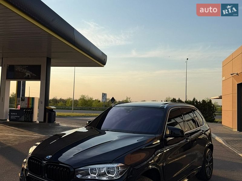 Внедорожник / Кроссовер BMW X5 2017 в Днепре