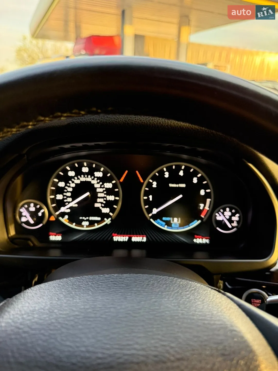 2017 BMW X5 - мініатюра 32