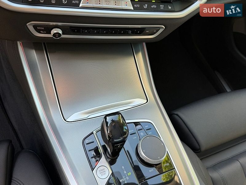 Внедорожник / Кроссовер BMW X5 2021 в Киеве