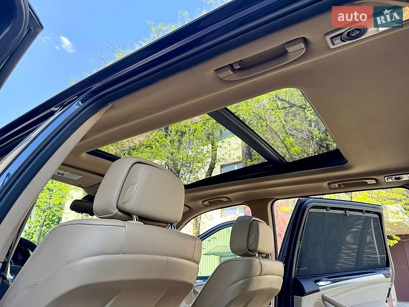 Внедорожник / Кроссовер BMW X5 2010 в Днепре