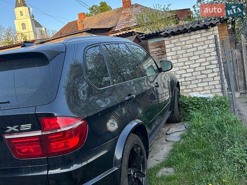 Внедорожник / Кроссовер BMW X5 2012 в Житомире