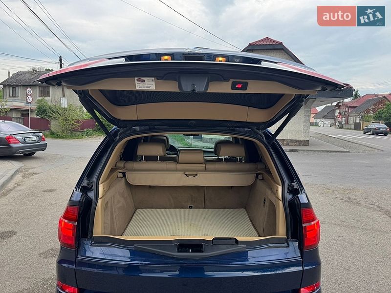 Внедорожник / Кроссовер BMW X5 2010 в Тересве