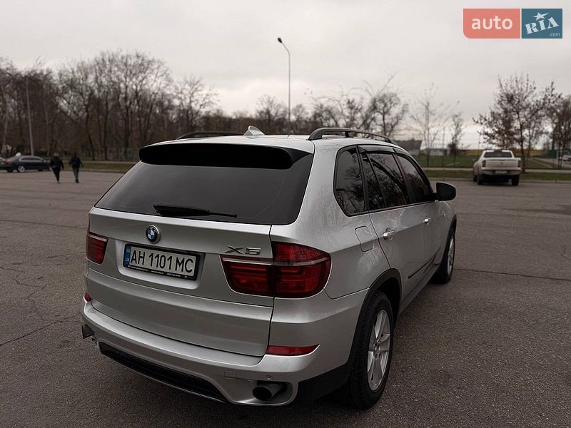 Внедорожник / Кроссовер BMW X5 2012 в Днепре