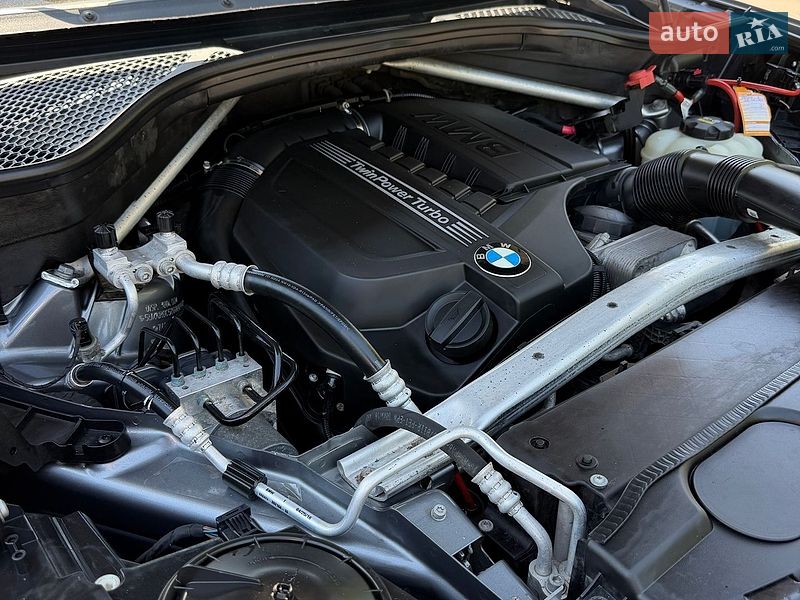 Внедорожник / Кроссовер BMW X5 2016 в Киеве