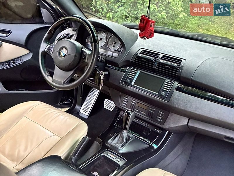 Внедорожник / Кроссовер BMW X5 2005 в Киеве
