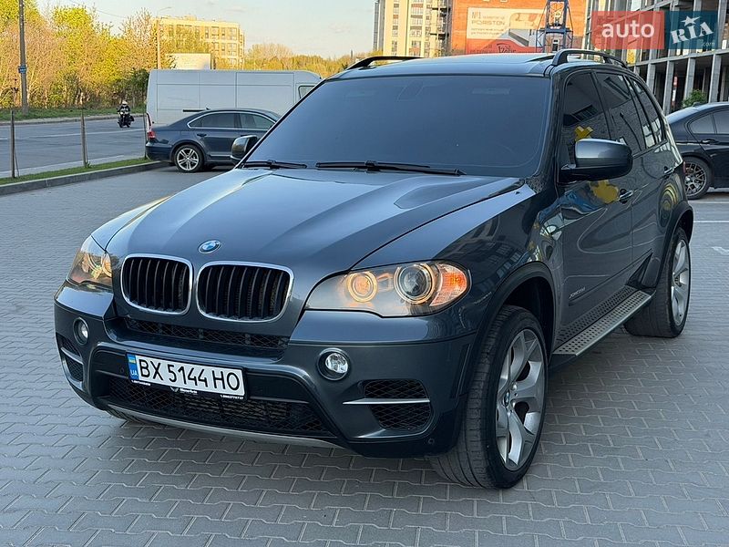 Внедорожник / Кроссовер BMW X5 2012 в Хмельницком