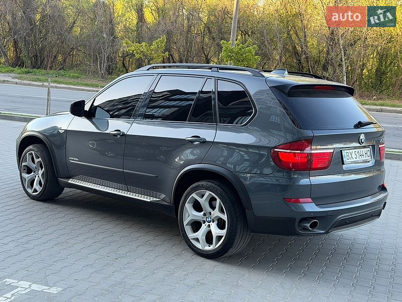 Внедорожник / Кроссовер BMW X5 2012 в Хмельницком
