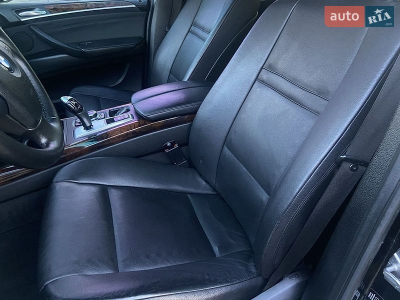 Внедорожник / Кроссовер BMW X5 2012 в Житомире