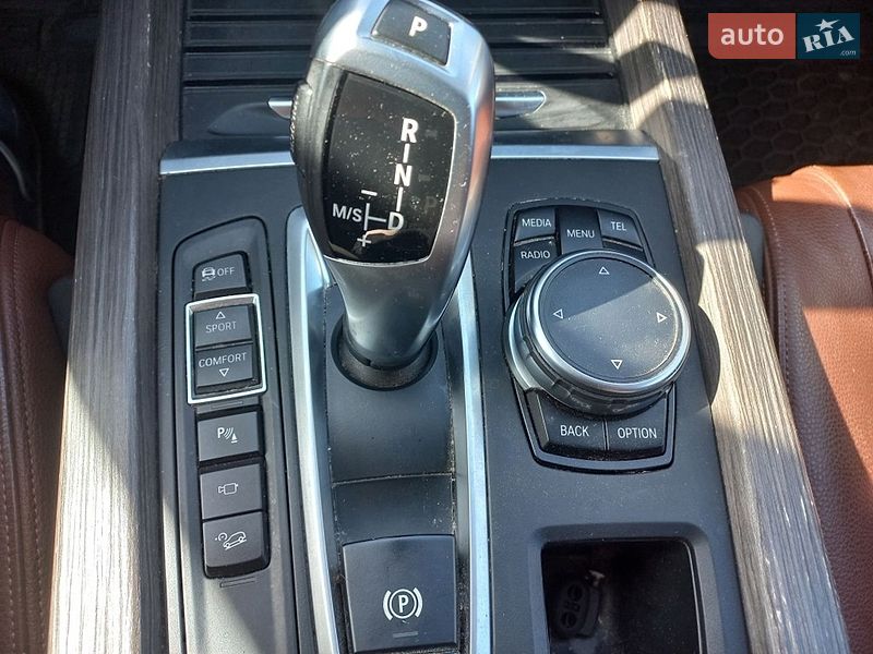 Внедорожник / Кроссовер BMW X5 2015 в Киеве
