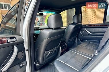 Внедорожник / Кроссовер BMW X5 2004 в Черновцах