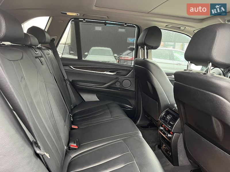 Внедорожник / Кроссовер BMW X5 2016 в Львове