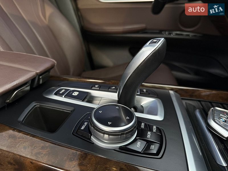 Внедорожник / Кроссовер BMW X5 2015 в Лубнах
