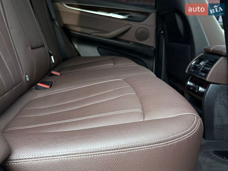 Внедорожник / Кроссовер BMW X5 2015 в Лубнах