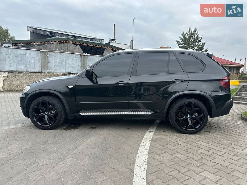 Позашляховик / Кросовер BMW X5 2009 в Луцьку