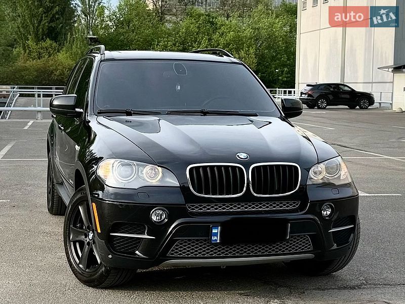 Внедорожник / Кроссовер BMW X5 2010 в Киеве