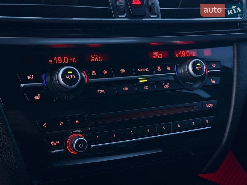 Внедорожник / Кроссовер BMW X5 2017 в Харькове
