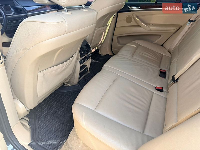 Внедорожник / Кроссовер BMW X5 2012 в Одессе
