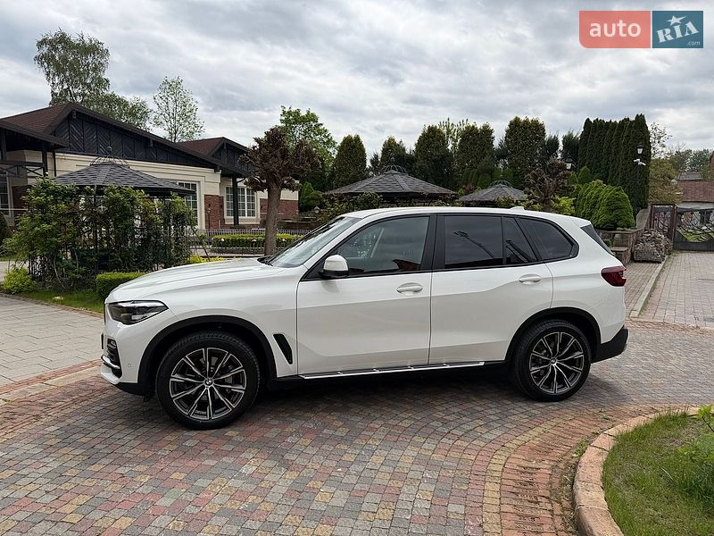 Внедорожник / Кроссовер BMW X5 2021 в Стрые
