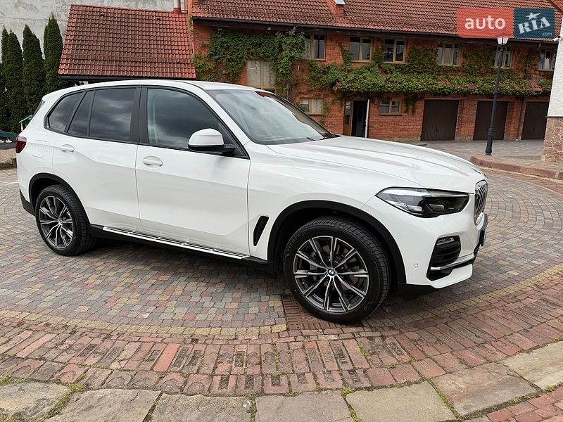 Внедорожник / Кроссовер BMW X5 2021 в Стрые