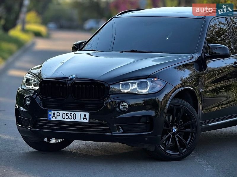 Внедорожник / Кроссовер BMW X5 2014 в Запорожье