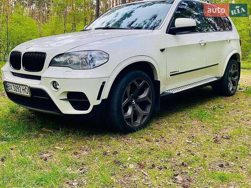 Внедорожник / Кроссовер BMW X5 2013 в Киеве