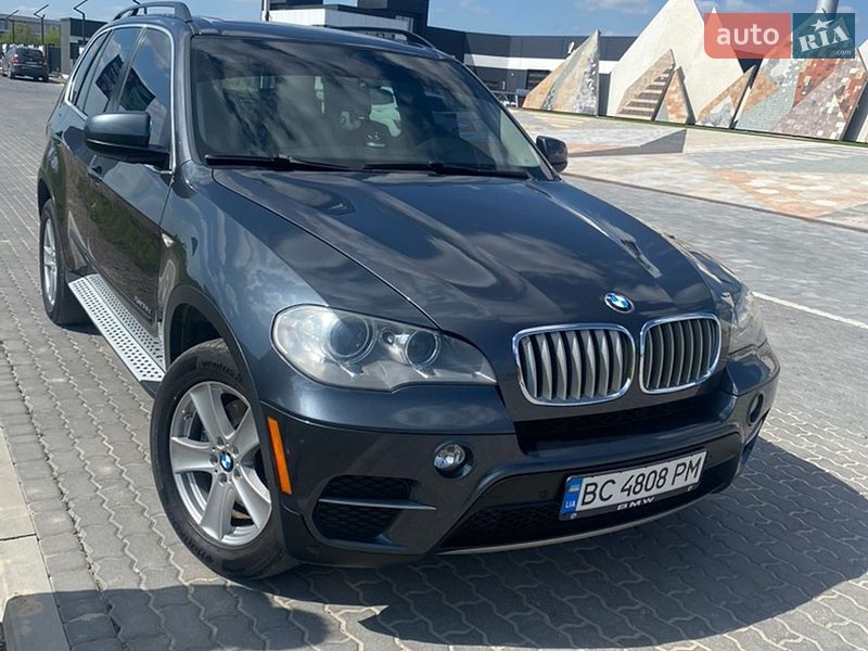 Внедорожник / Кроссовер BMW X5 2013 в Львове