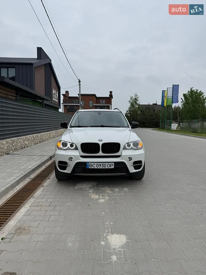 2011 BMW X5 - мініатюра 27
