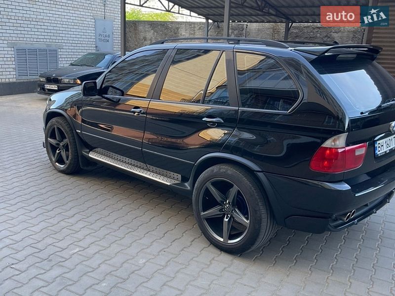 Внедорожник / Кроссовер BMW X5 2004 в Одессе