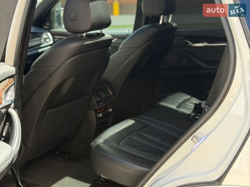 Внедорожник / Кроссовер BMW X5 2015 в Ивано-Франковске