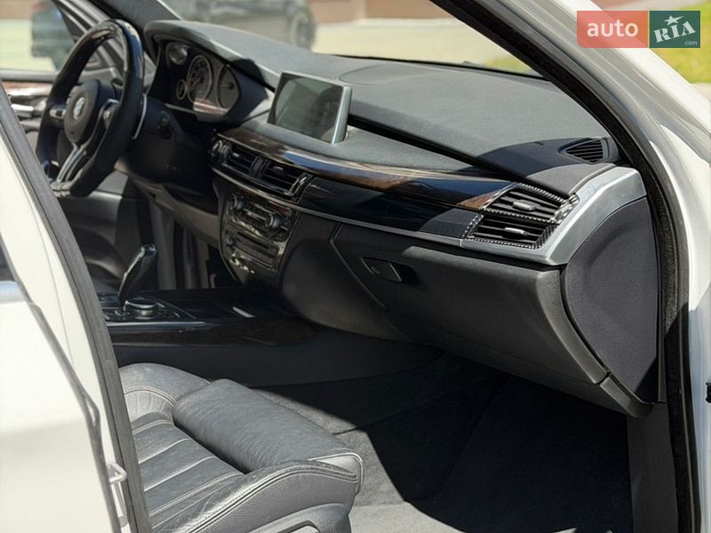 Внедорожник / Кроссовер BMW X5 2015 в Ивано-Франковске
