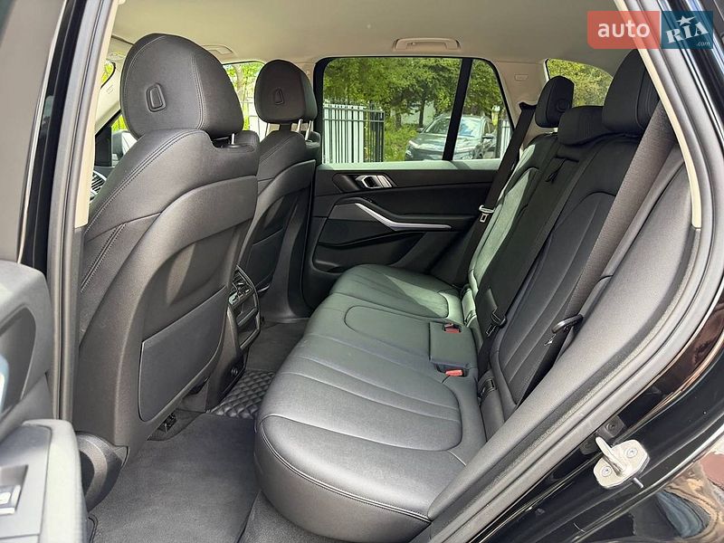Внедорожник / Кроссовер BMW X5 2021 в Хмельницком