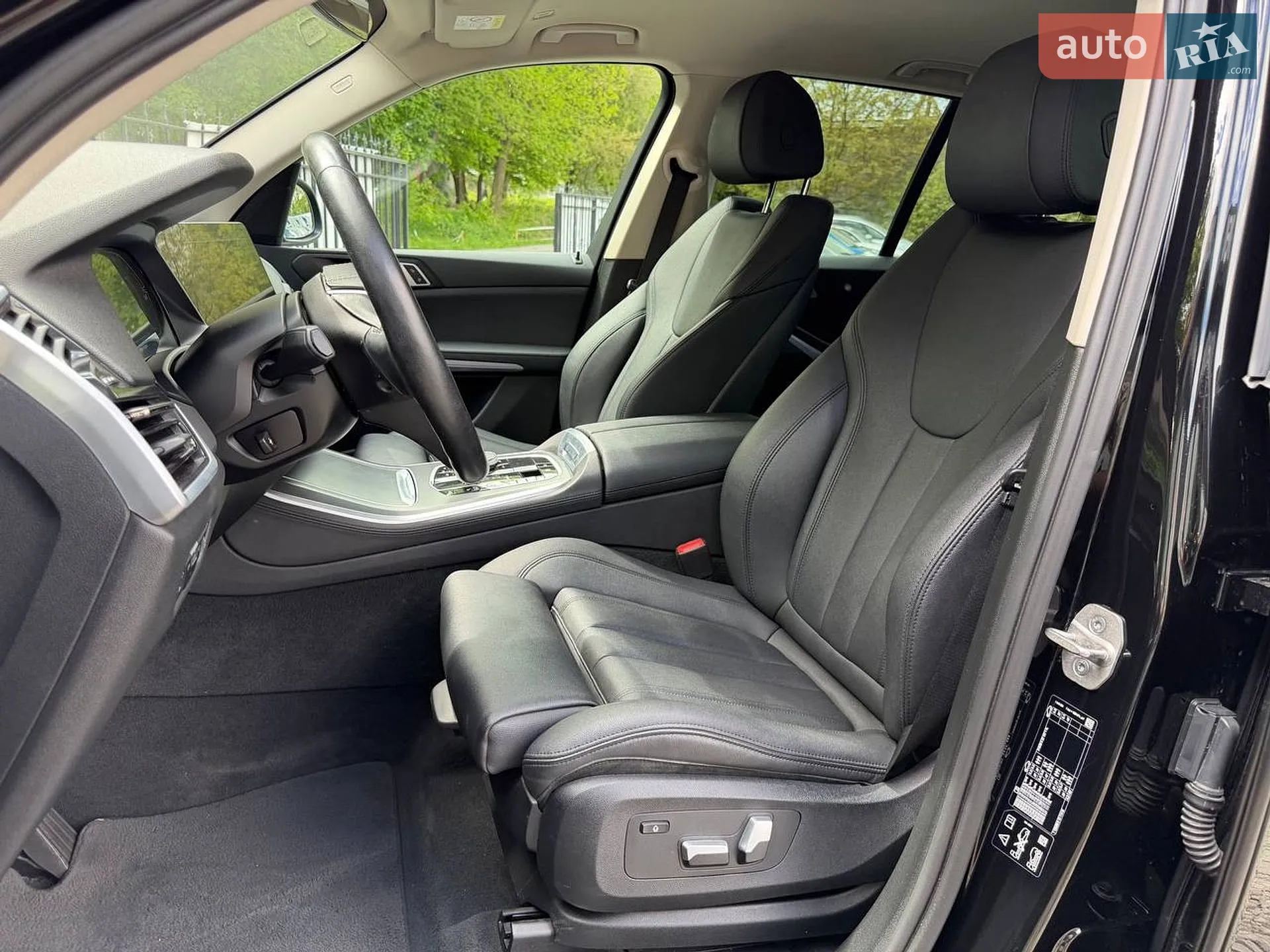 2021 BMW X5 - мініатюра 23