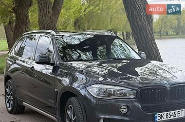 Внедорожник / Кроссовер BMW X5 2014 в Ровно