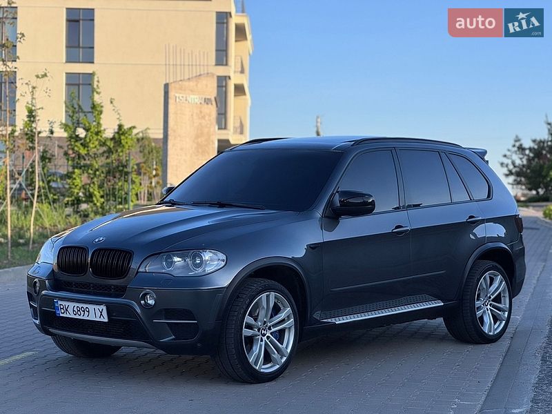 Позашляховик / Кросовер BMW X5 2013 в Рівному