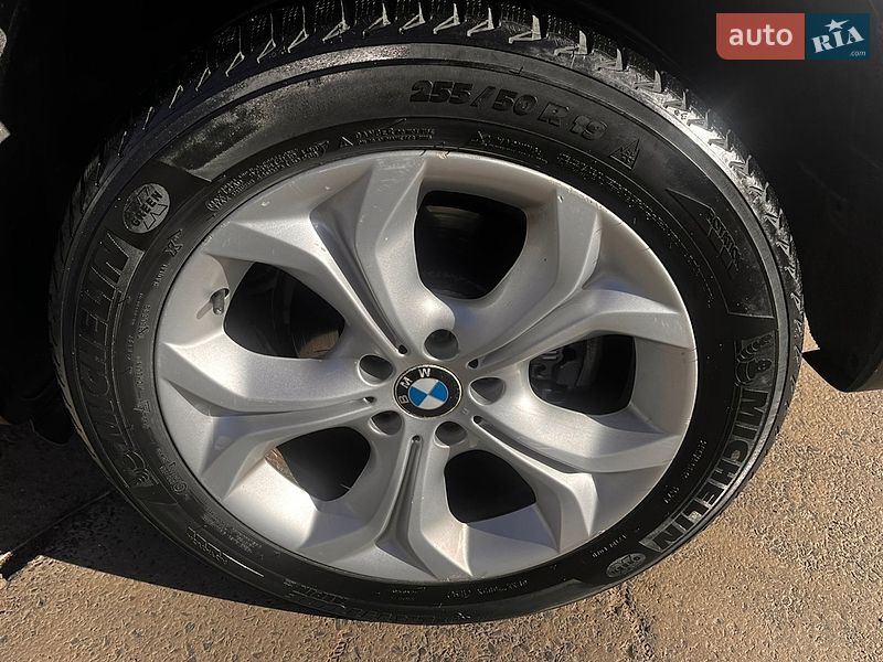 Позашляховик / Кросовер BMW X5 2010 в Рівному