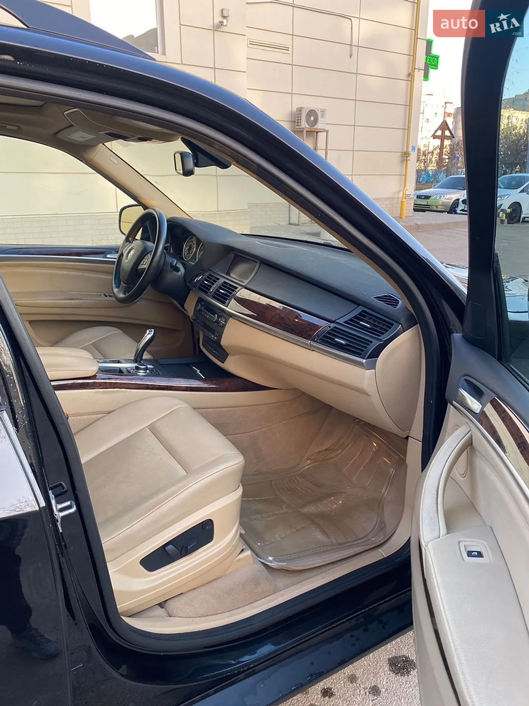 2010 BMW X5 - мініатюра 11