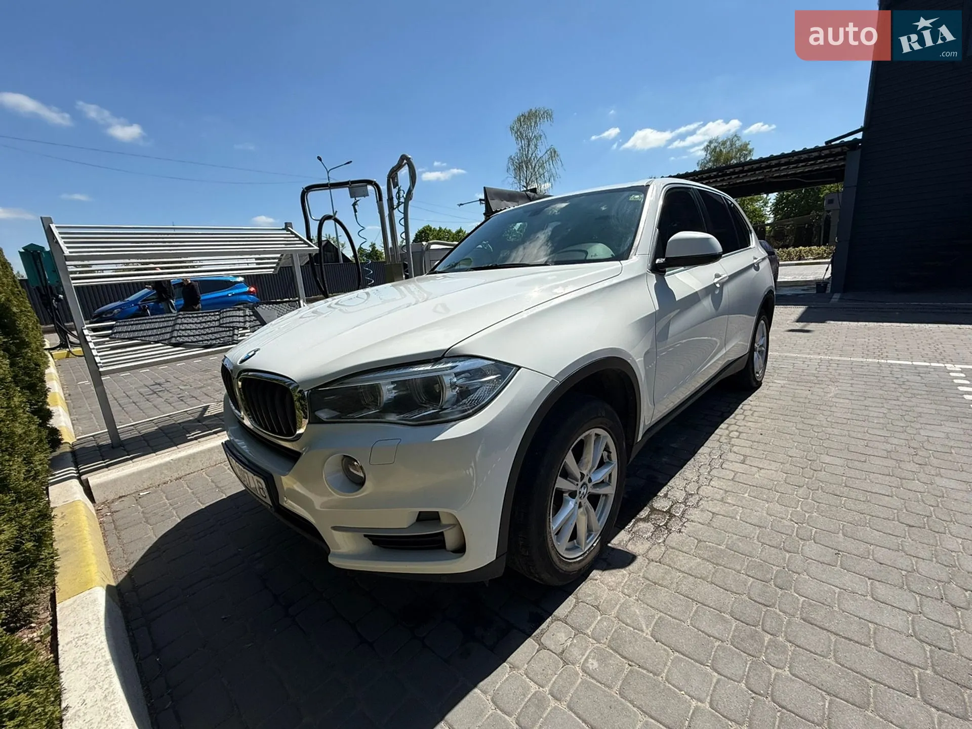 2017 BMW X5 - мініатюра 2